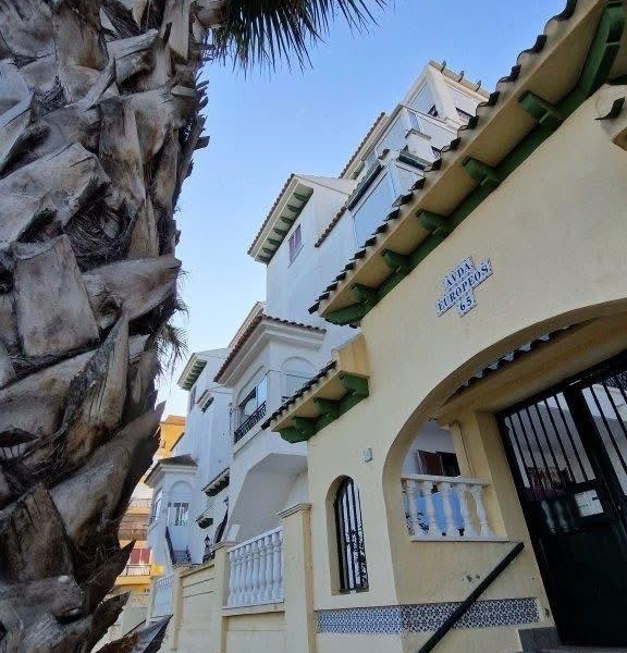 Re-Sale - Apartment - Torrevieja - Torre La Mata