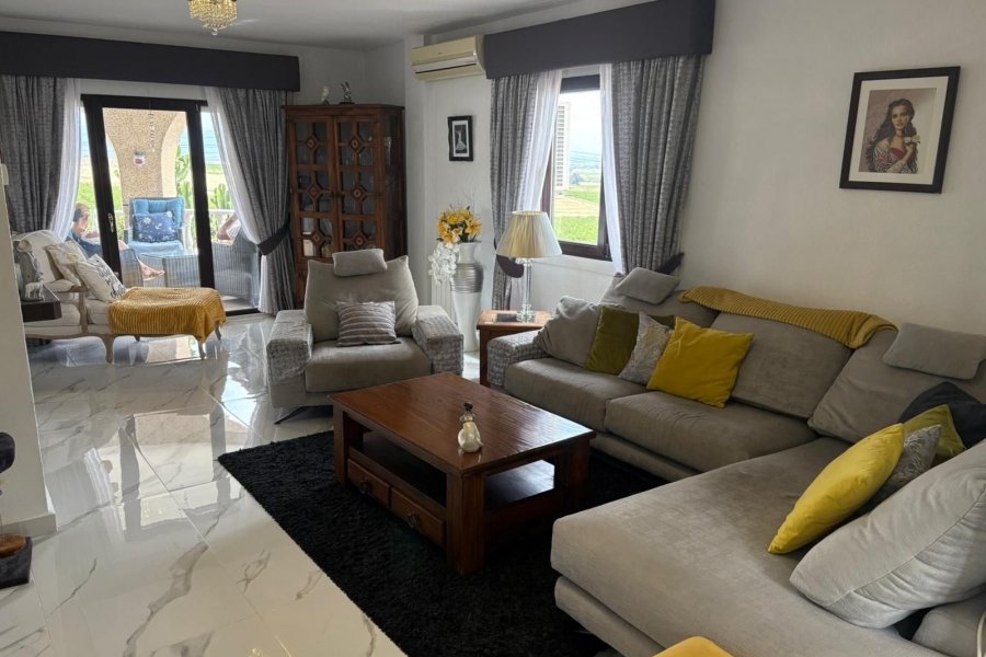 Re-Sale - Detached Villa - Algorfa - Algorfa - Village