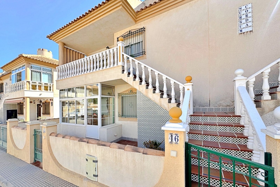 Re-Sale - Apartment - Orihuela Costa - La Zenia