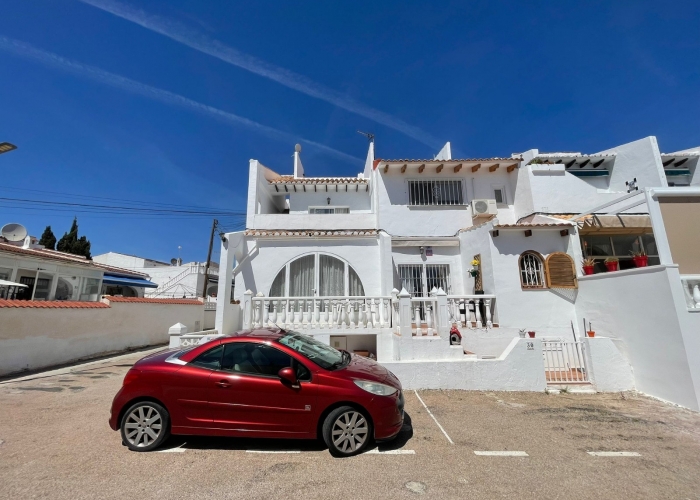 Re-Sale - Townhouse - Ciudad Quesada - Altos de Quesada