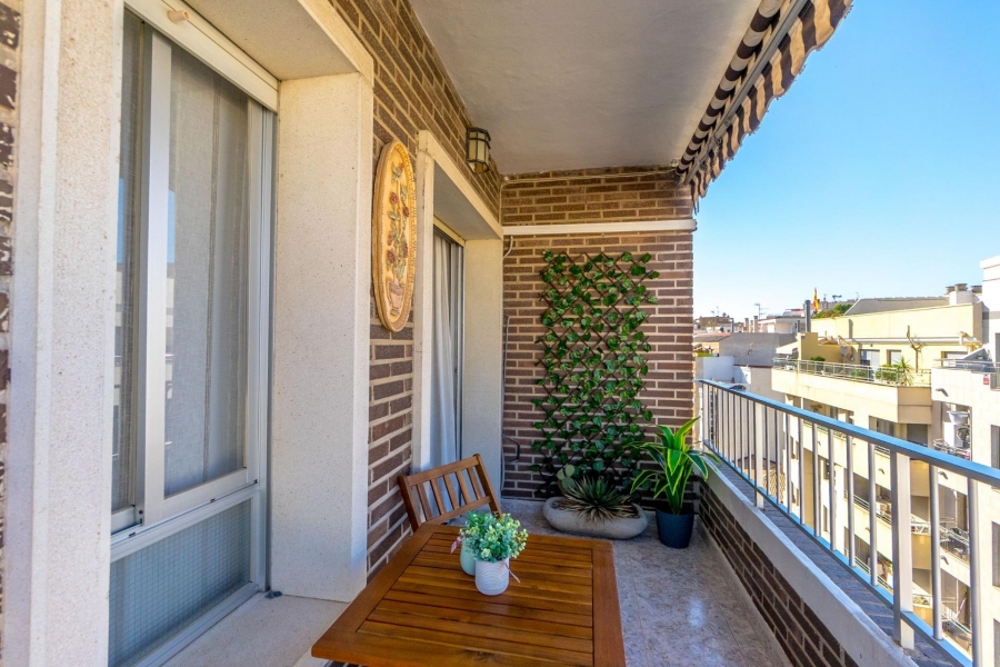 Re-Sale - Apartment - Torrevieja - Torrevieja - Centre