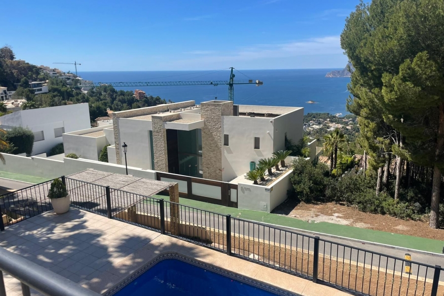 Nieuw - Vrijstaande Villa - Altea