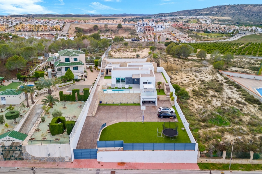 Re-Sale - Detached Villa - Algorfa - Lomas de La Juliana