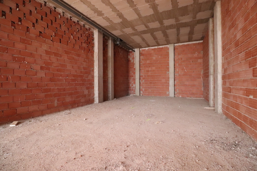 Commercial - Commercial - Los Montesinos - Laguna Green