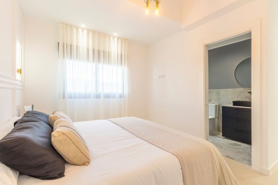 Re-Sale - Detached Villa - Torrevieja - El Chaparral