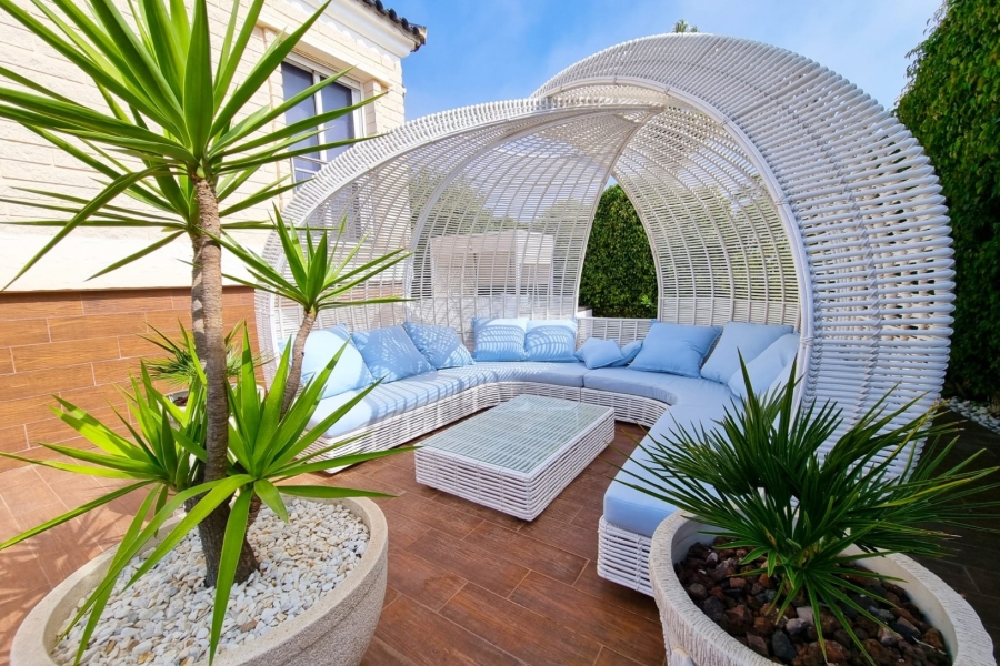 Re-Sale - Detached Villa - Torrevieja - La Mata - Town