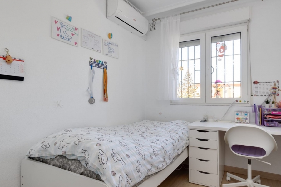 Re-Sale - Townhouse - Torrevieja - Aguas Nuevas