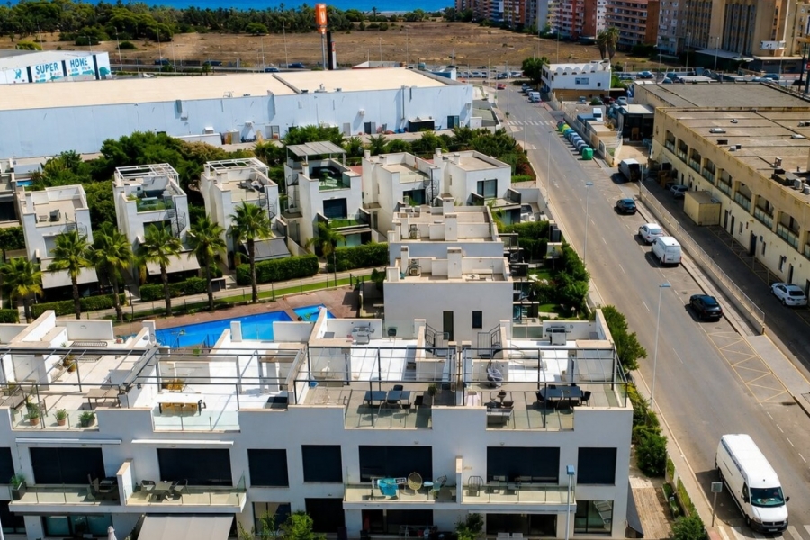 Re-Sale - Apartment - Orihuela Costa - Punta Prima