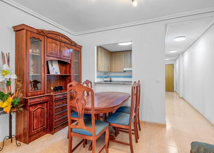 Re-Sale - Apartment - Torrevieja - Torrevieja - Centre