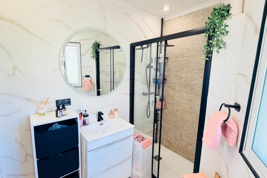 Re-Sale - Apartment - San Miguel de Salinas - Las Comunicaciones