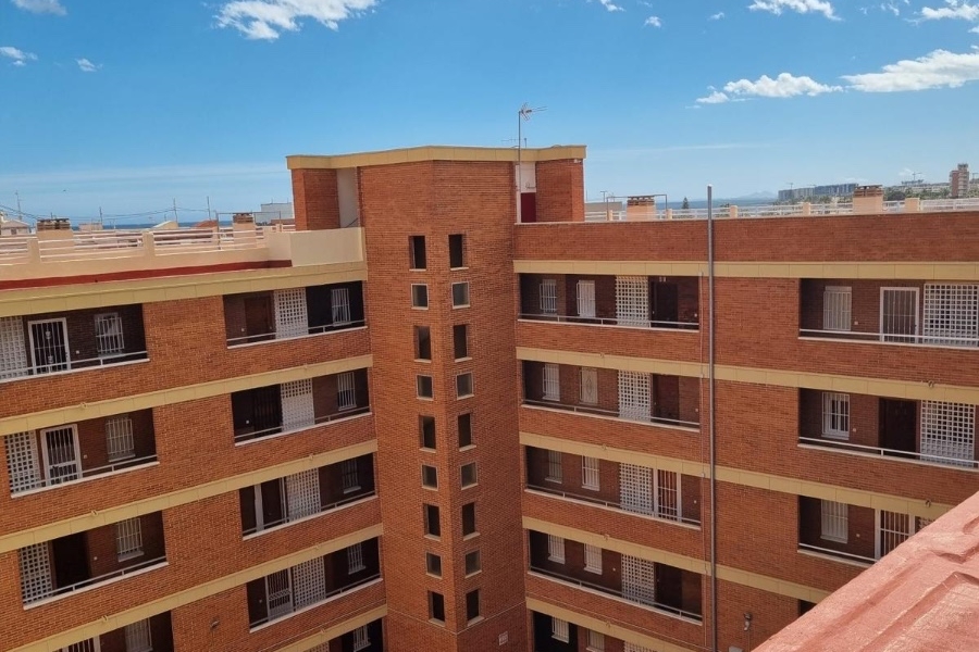Re-Sale - Apartment - Torrevieja - Playa Los Naufragos
