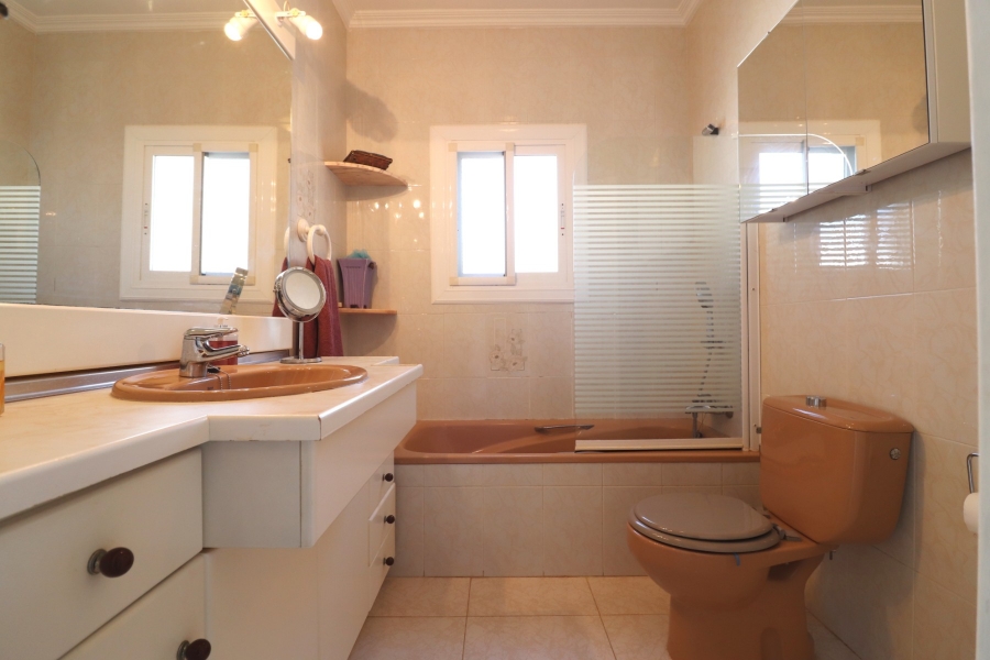 Re-Sale - Detached Villa - Algorfa - Lomas de La Juliana