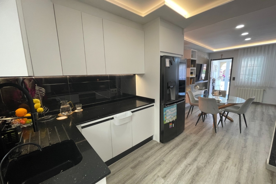 Re-Sale - Semi Detached Villa - Orihuela Costa - Villamartin