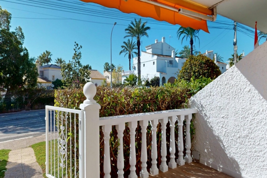 Re-Sale - Apartment - Orihuela Costa - Villamartin