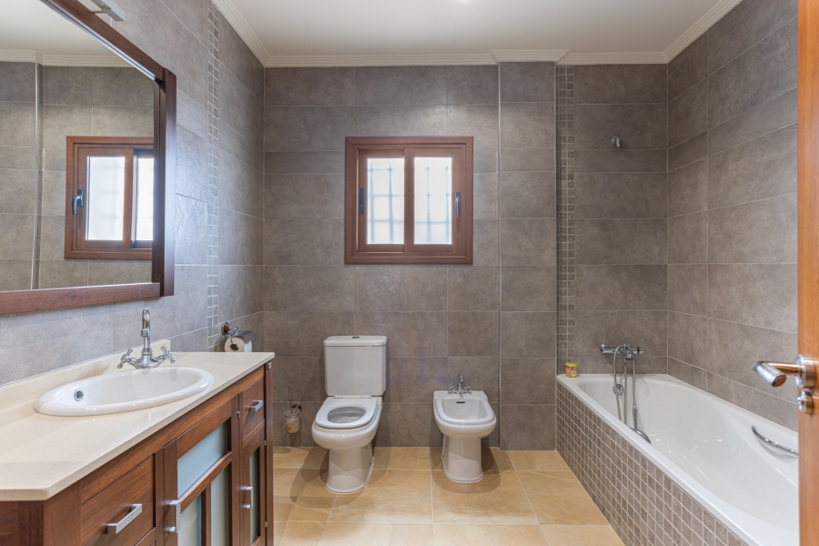 Re-Sale - Detached Villa - Los Montesinos - La Herrada