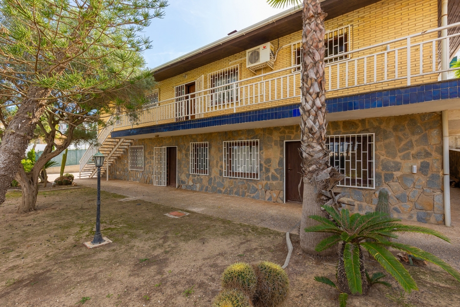 Re-Sale - Detached Villa - Orihuela Costa - Las Filipinas