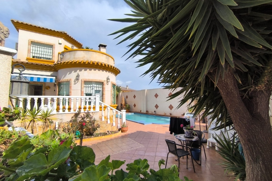 Re-Sale - Detached Villa - Guardamar del Segura - El Raso