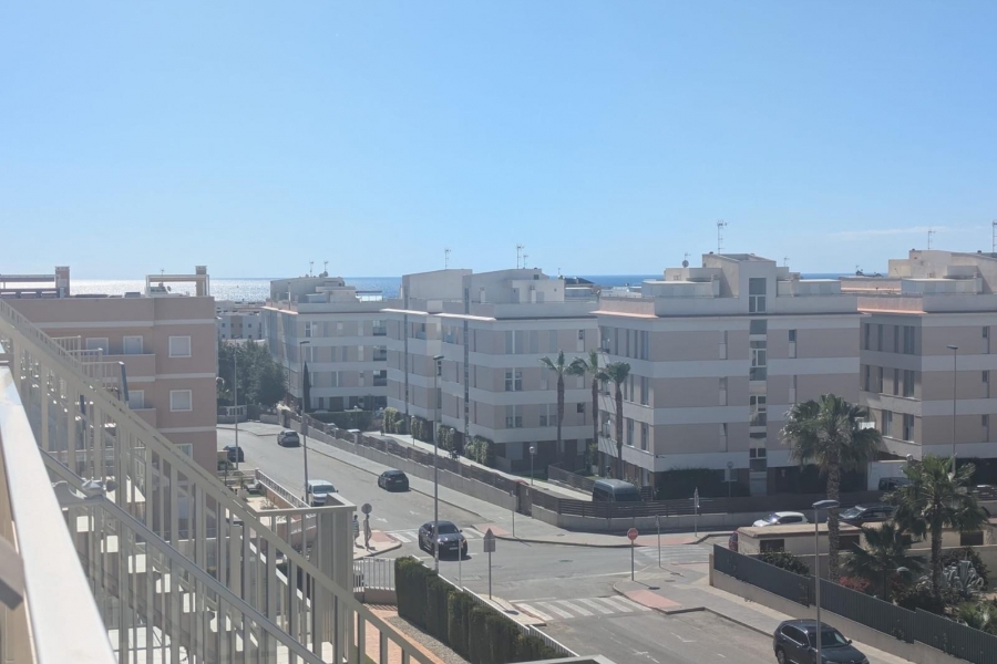 Re-Sale - Apartment - Orihuela Costa - Villamartin