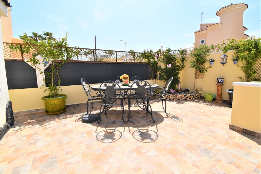 Re-Sale - Detached Villa - Orihuela Costa - Playa Flamenca