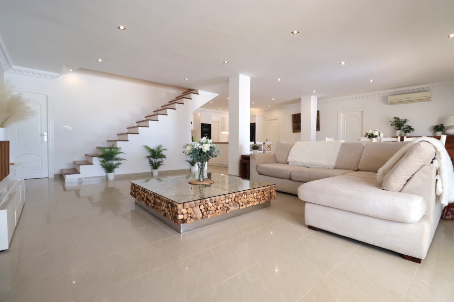 Re-Sale - Detached Villa - Algorfa - Lomas de La Juliana