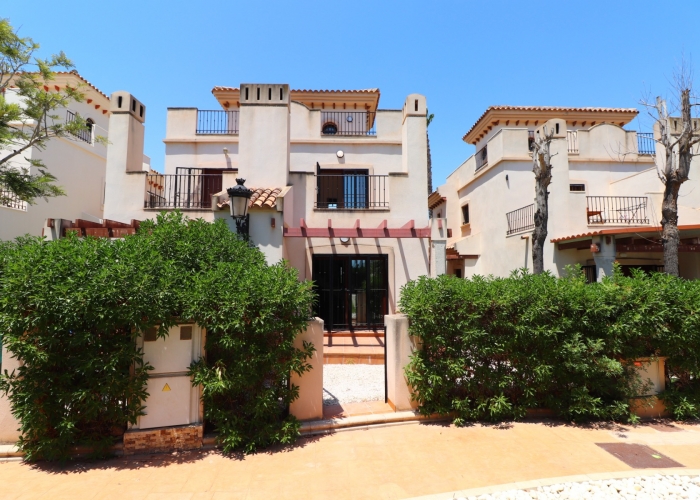 Re-Sale - Semi Detached Villa - Algorfa - La Finca Golf Resort