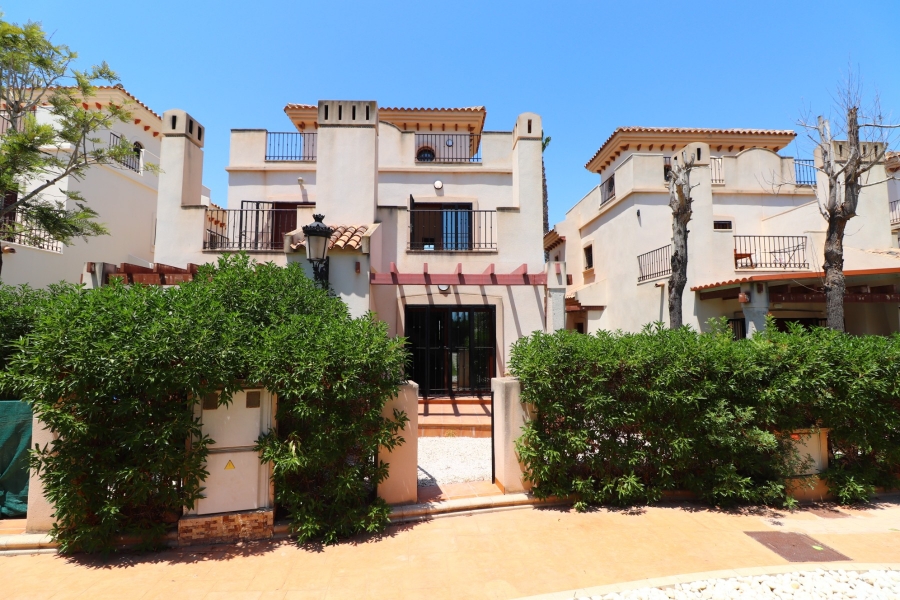 Re-Sale - Semi Detached Villa - Algorfa - La Finca Golf Resort