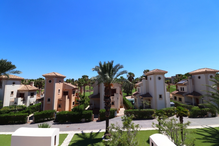 Re-Sale - Semi Detached Villa - Algorfa - La Finca Golf Resort
