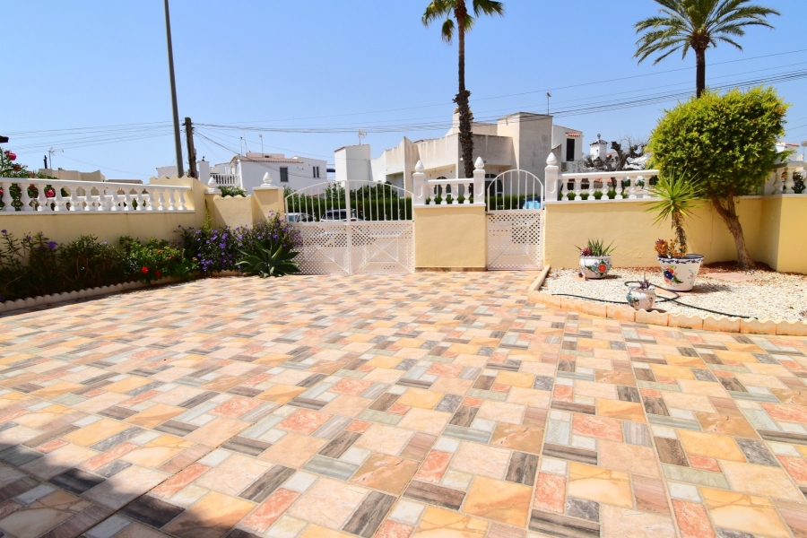 Re-Sale - Apartment - Orihuela Costa - Playa Flamenca