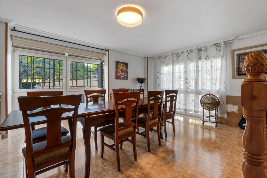 Re-Sale - Detached Villa - Torrevieja - Los Balcones