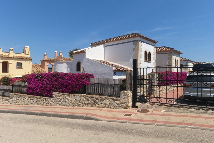 Re-Sale - Detached Villa - Algorfa - La Finca Golf Resort