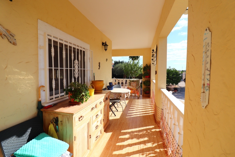Videresalg - Land Eiendom - Orihuela - La Campaneta