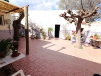 Wederverkoop - Vrijstaande Villa - Heredades - Heredades - Dorp