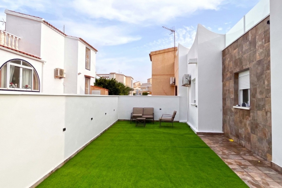 Re-Sale - Bungalow - Orihuela Costa - Playa Flamenca