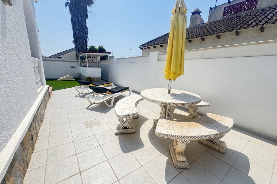 Re-Sale - Detached Villa - Orihuela Costa - Villamartin
