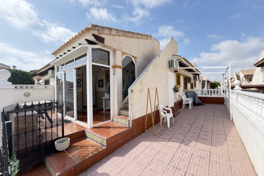 Re-Sale - Bungalow - Orihuela Costa - La Zenia