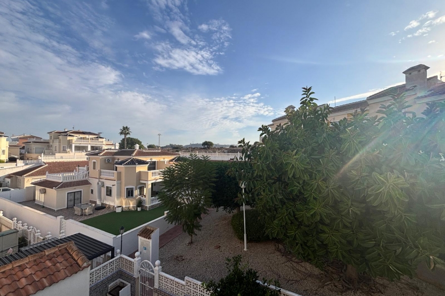 Re-Sale - Townhouse - Benijofar - Monte Azul