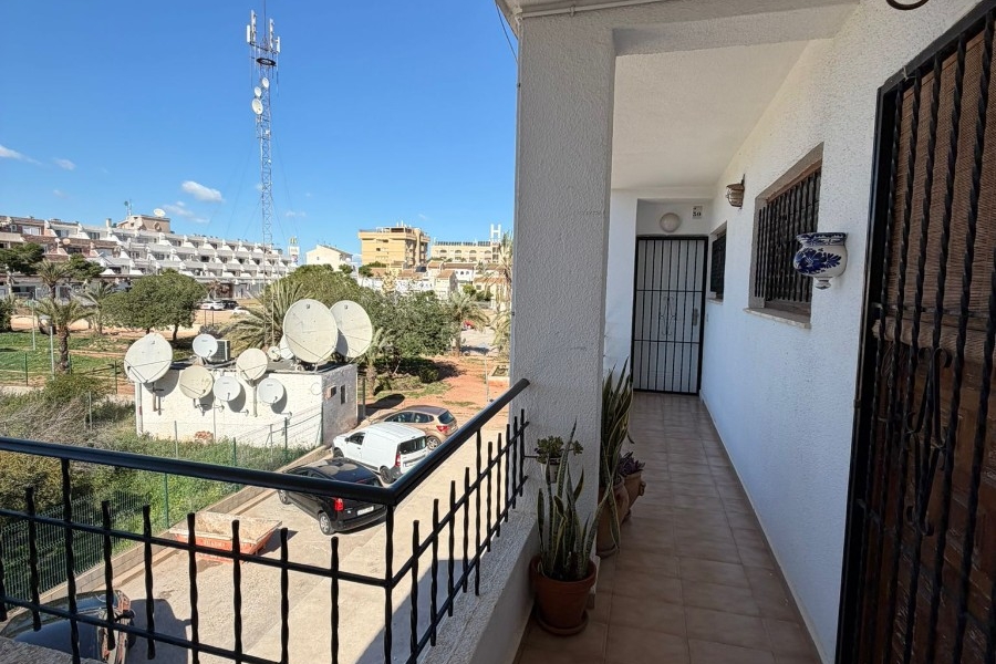 Re-Sale - Apartment - Orihuela Costa - Punta Prima