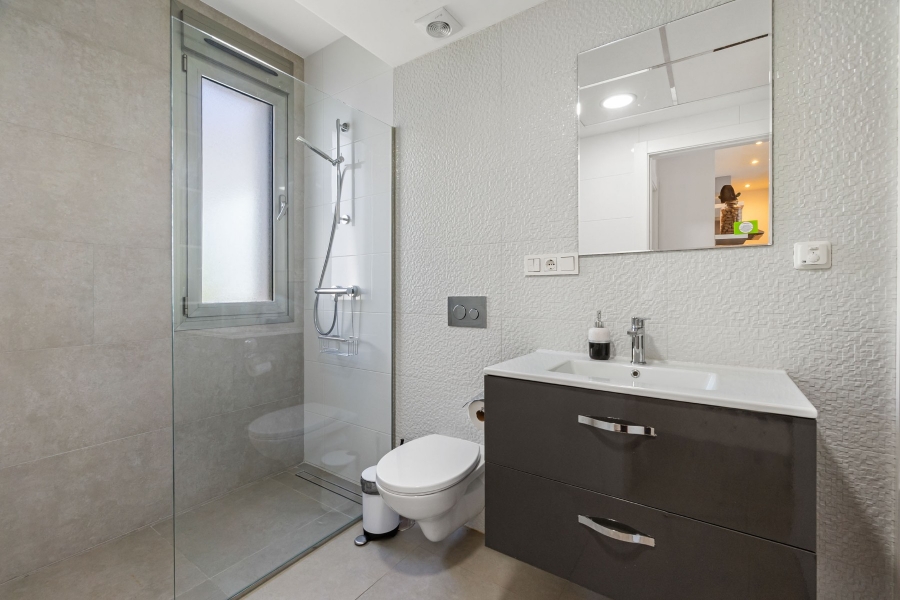 Re-Sale - Detached Villa - Orihuela Costa - Villamartin