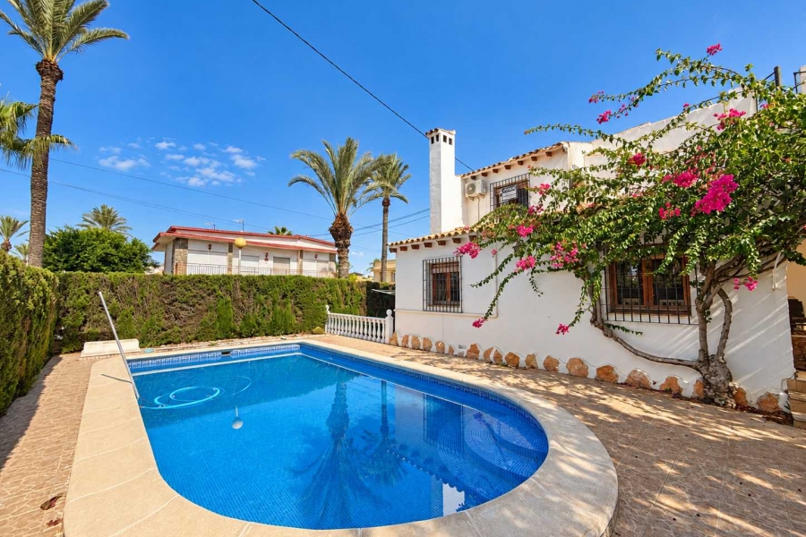 Re-Sale - Detached Villa - Orihuela Costa - Cabo Roig