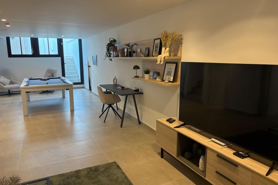 Re-Sale - Semi Detached Villa - Algorfa - La Finca Golf Resort