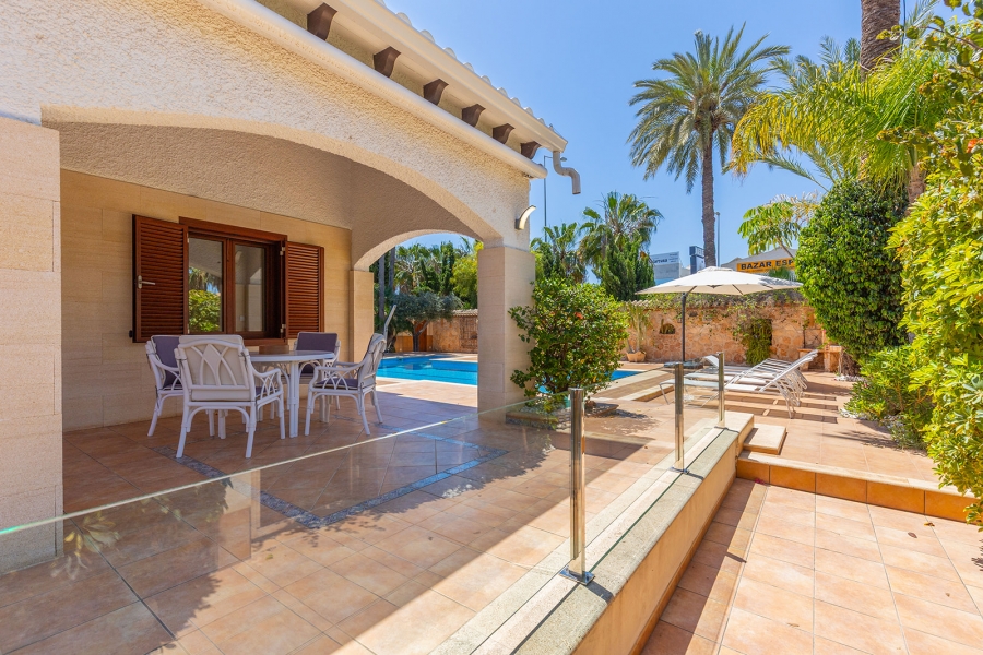 Re-Sale - Detached Villa - Orihuela Costa - Punta Prima