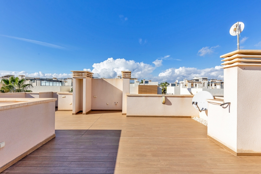 Re-Sale - Detached Villa - Orihuela Costa - La Zenia