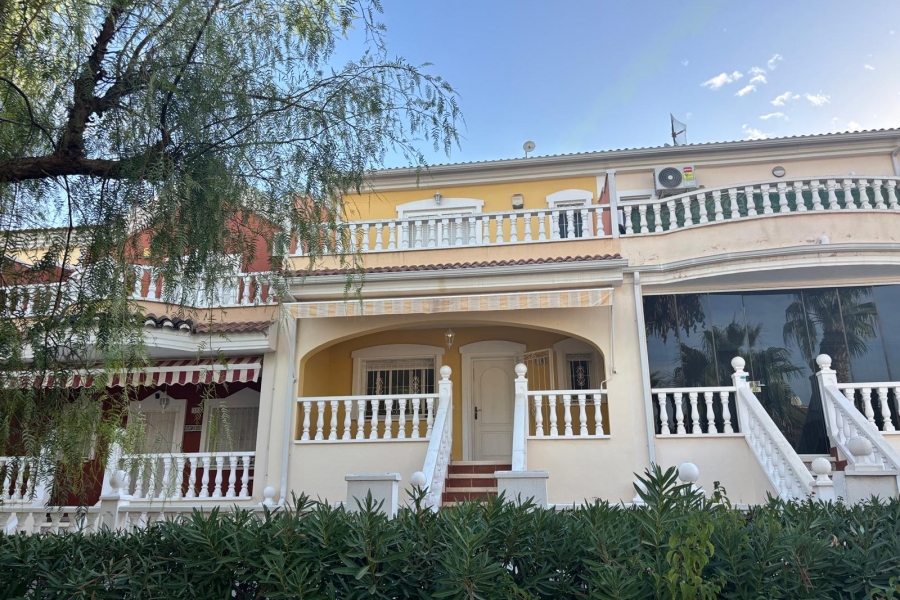 Re-Sale - Townhouse - Benijofar - Monte Azul