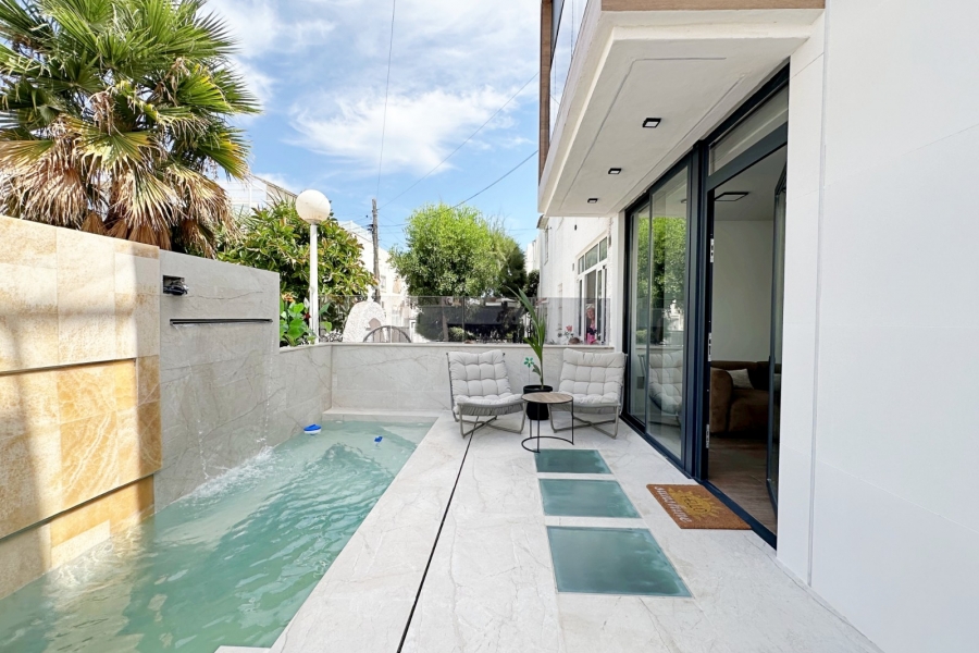 Re-Sale - Townhouse - Torrevieja - Aguas Nuevas