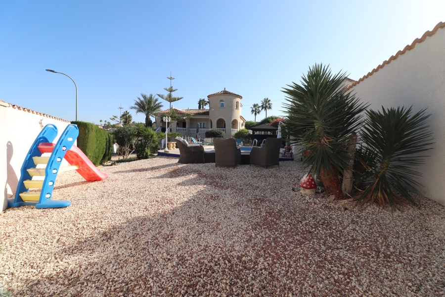 Re-Sale - Detached Villa - Algorfa - Lomas de La Juliana