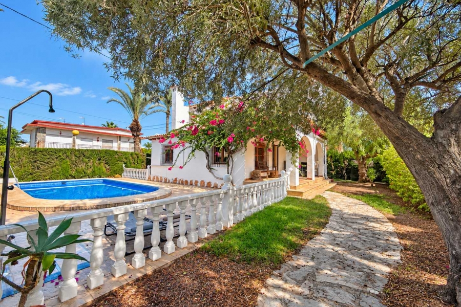 Re-Sale - Detached Villa - Orihuela Costa - Cabo Roig