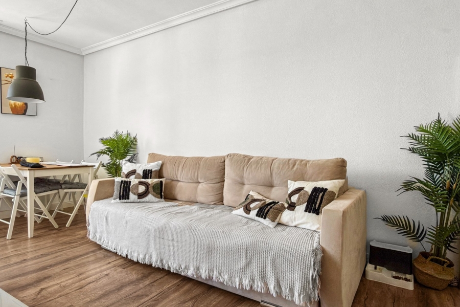 Re-Sale - Apartment - Torrevieja - Torrevieja - Centre