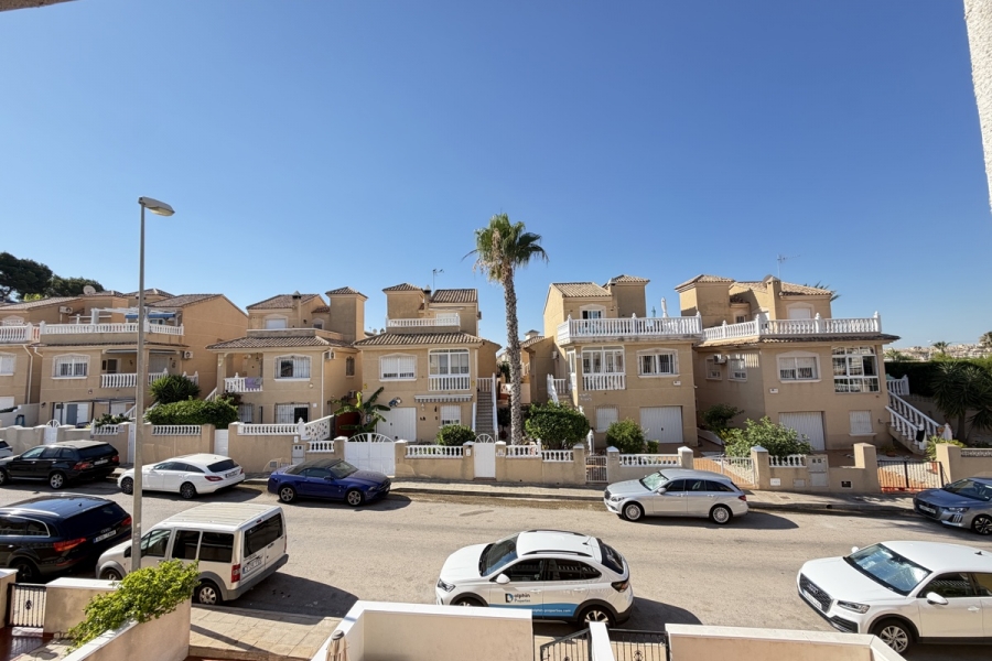 Re-Sale - Apartment - Orihuela Costa - Villamartin