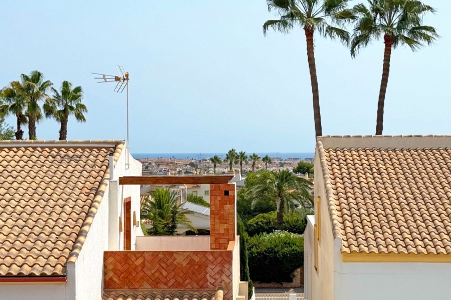 Re-Sale - Detached Villa - Orihuela Costa - Villamartin
