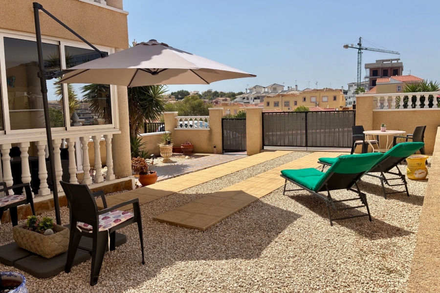Re-Sale - Apartment - Orihuela Costa - Villamartin